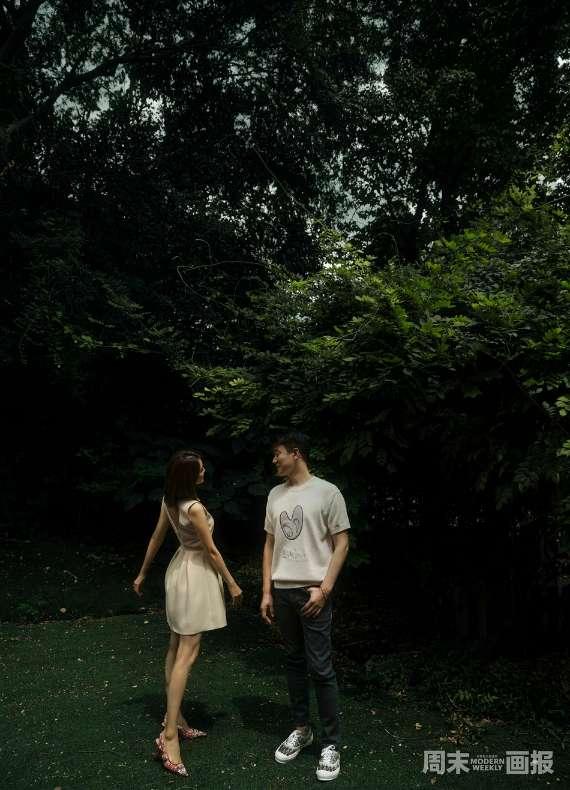 夏日时尚的爱丽